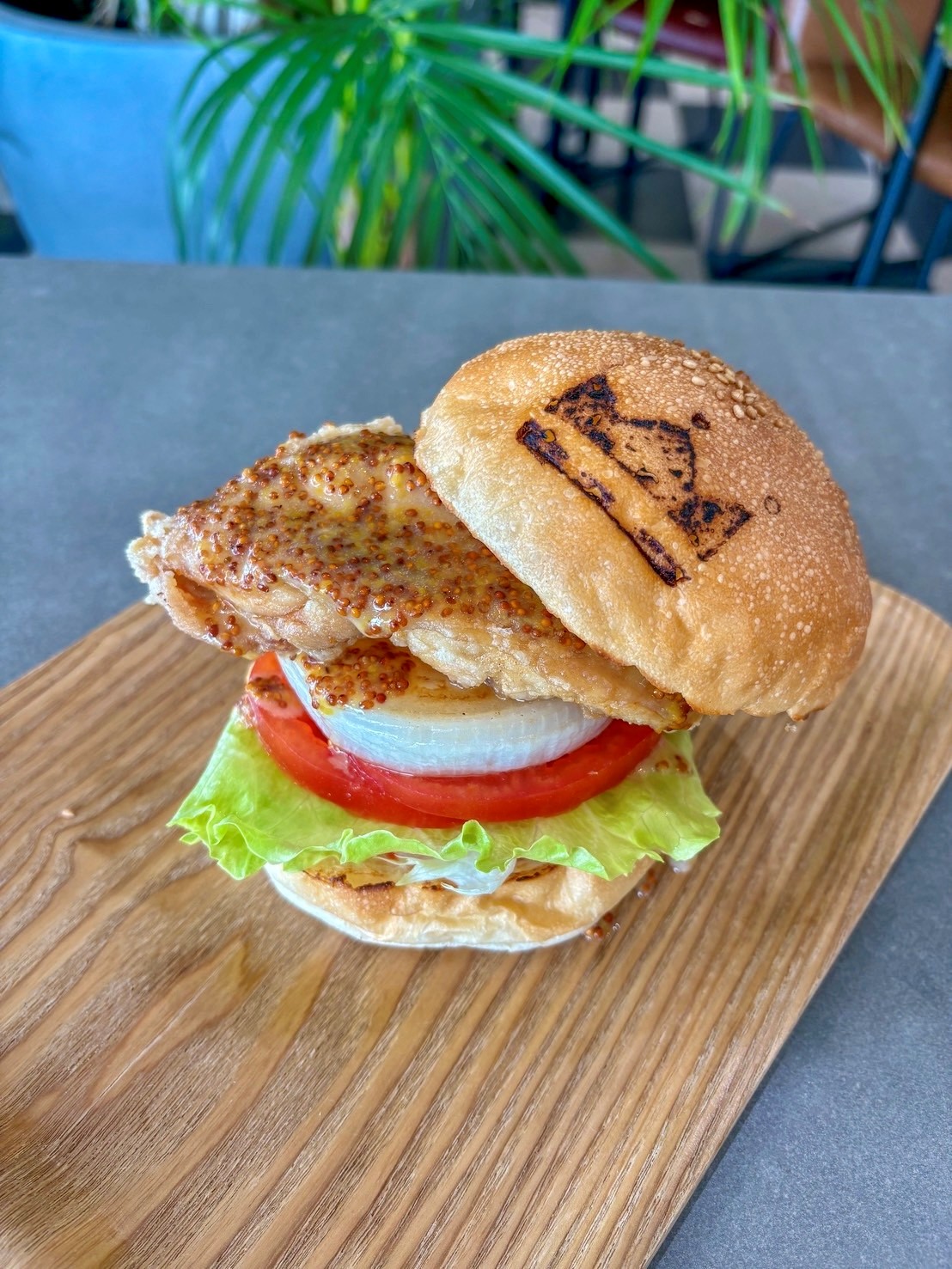 Botanical cafe KING-GOD